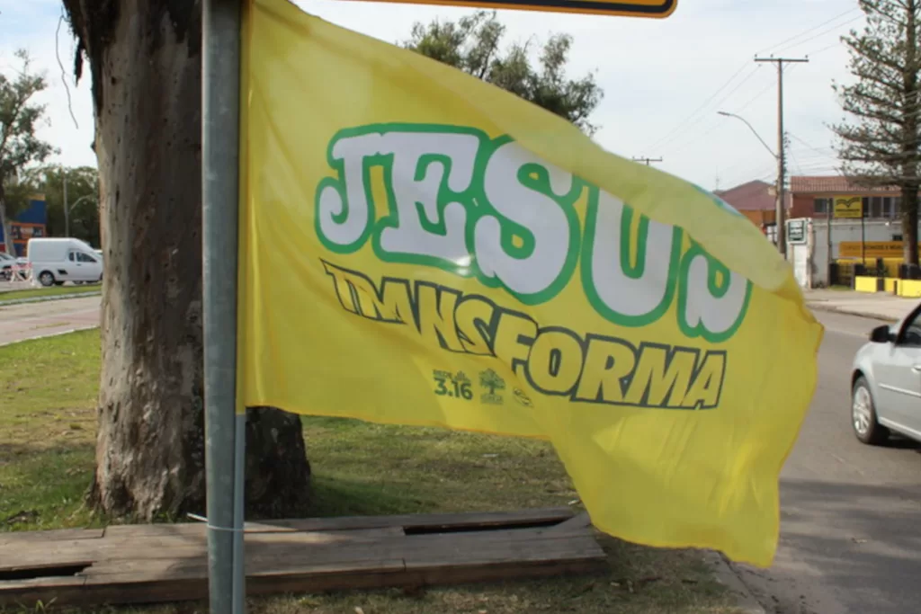 Voluntários na Carreta Missionária em Pelotas